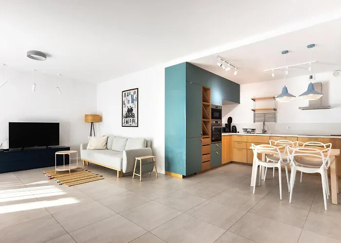 Przestronny Apartament Parking By Neartopl